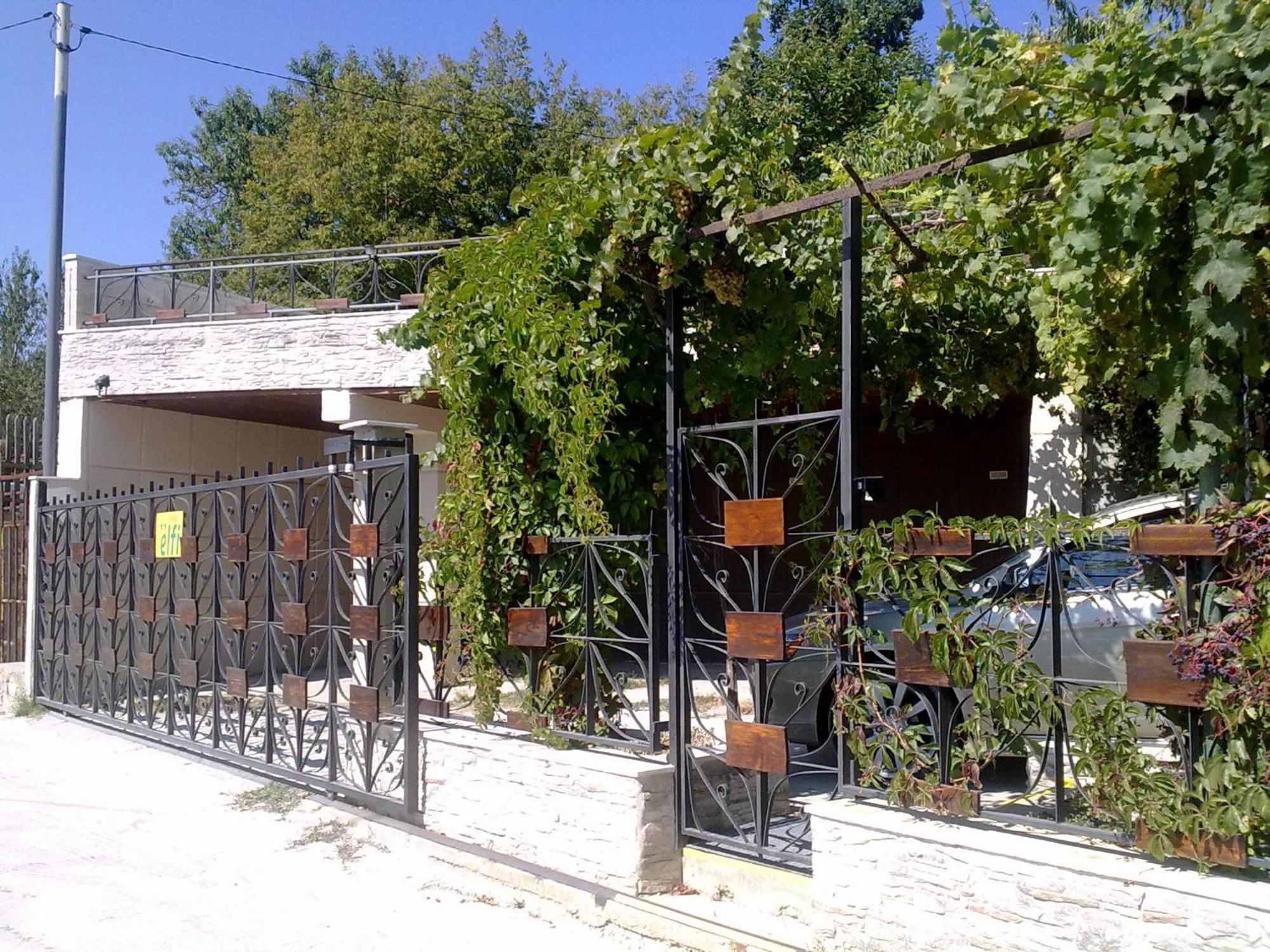 Villa Elfi Golden Sands Esterno foto