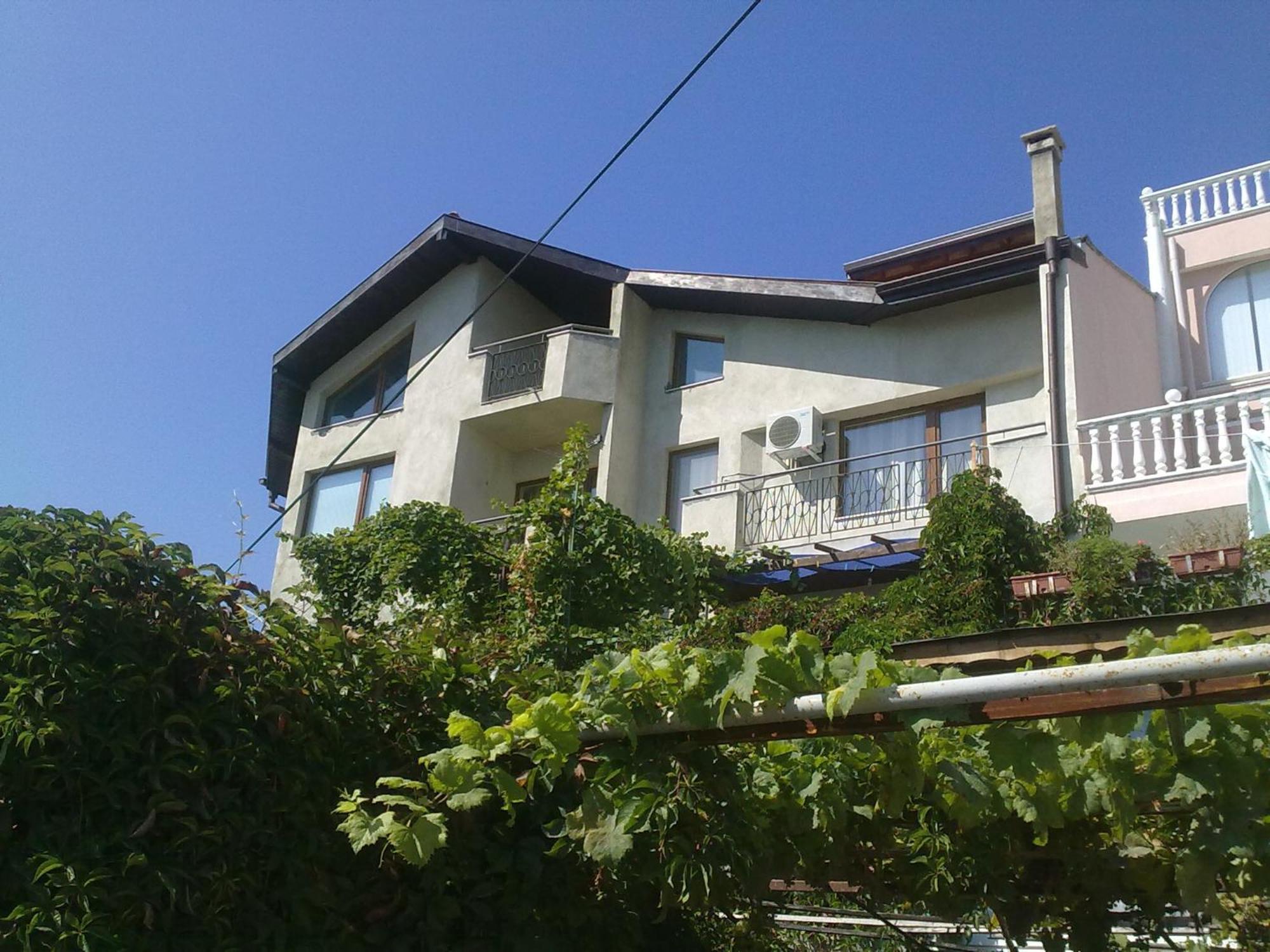 Villa Elfi Golden Sands Esterno foto